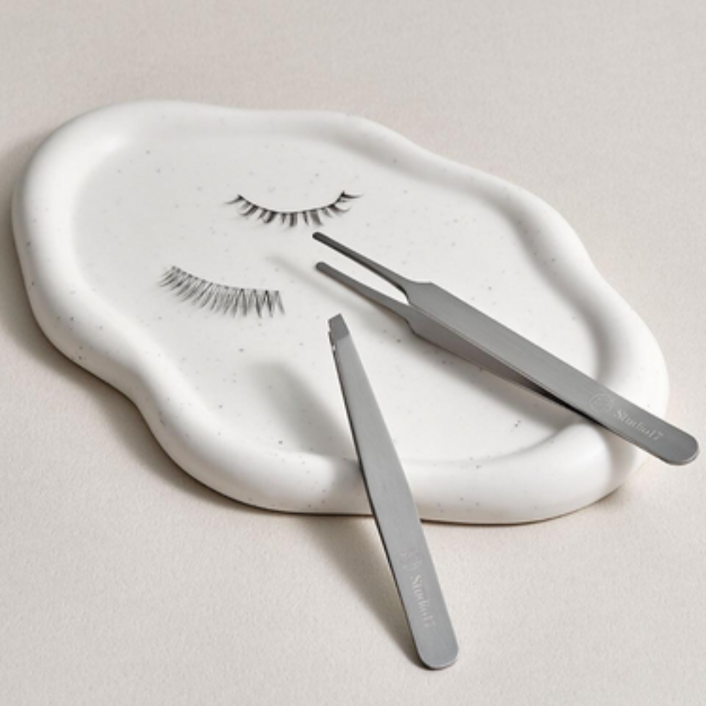 Studio 17 Makeup Tweezer Duo